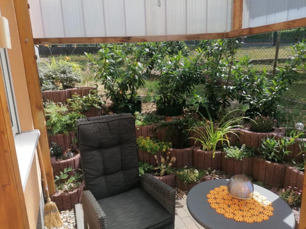Oase Der Ruhe 1 Appartement Waldsieversdorf Buitenkant foto