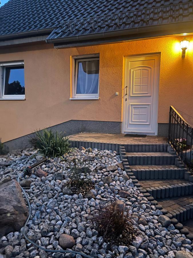 Oase Der Ruhe 1 Appartement Waldsieversdorf Buitenkant foto